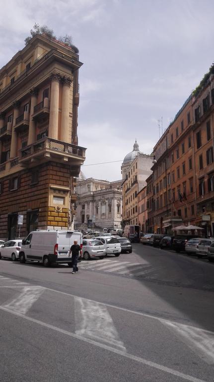 Roma Rooms Colosseum エクステリア 写真